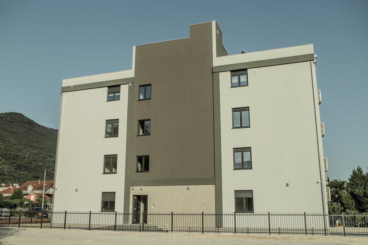Premium-Designed Apartments Teodo Esterno foto